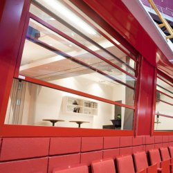 AV115 vertikal skydeluge