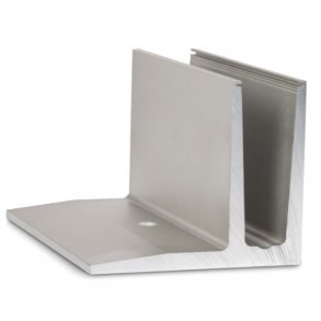 Topmonteret i flange